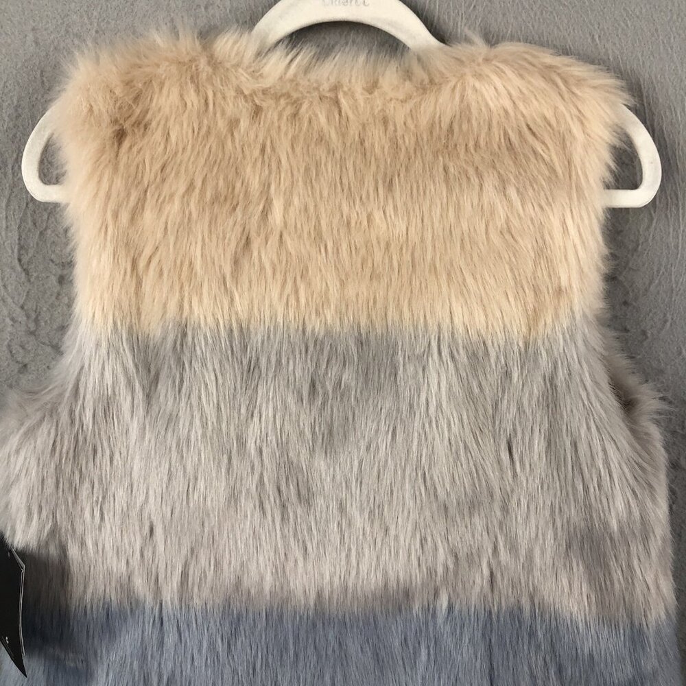 Marc New York Fur Vest Womens Small Pink Gray Ombre Faux Vegan Mobwife NEW - Picture 3 of 16